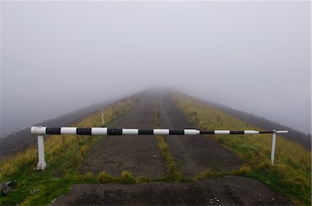 disappear - Closed Road with Barrier in Fog, Netherlands Stock Photo - Premium Royalty-Free, Code: 600-02376641