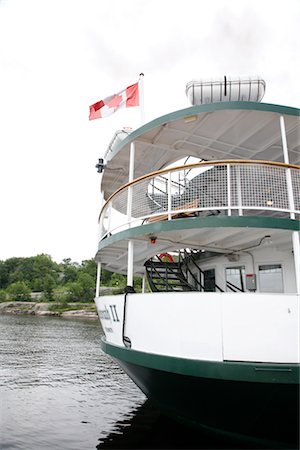 flag canada - Ship Anchored by the Shore Stock Photo - Premium Royalty-Free, Code: 600-02376853