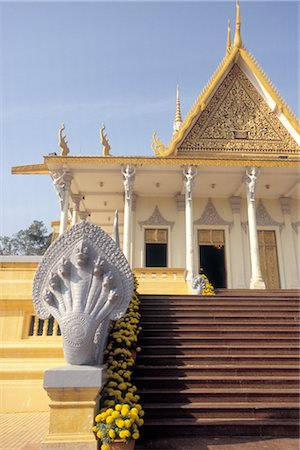simsearch:600-02376908,k - Throne Hall, Phnom Penh Royal Palace, Phnom Penh, Cambodia Foto de stock - Royalty Free Premium, Número: 600-02376905
