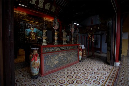 quang nam province - Quan Cong Temple, Hoi An, Quang Nam Province, Vietnam Stock Photo - Premium Royalty-Free, Code: 600-02376918