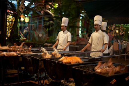 Pig Roast, Saigon ,Vietnam Foto de stock - Sin royalties Premium, Código: 600-02376942
