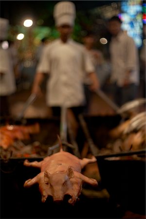 roasting (meat) - Pig Roast, Saigon ,Vietnam Stock Photo - Premium Royalty-Free, Code: 600-02376943