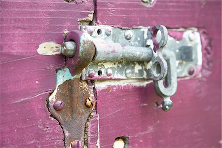 simsearch:600-02833369,k - Close-Up of Sliding Bolt Lock on Purple Gate Stock Photo - Premium Royalty-Free, Code: 600-02377098
