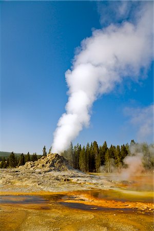 Geyser, Parc National de Yellowstone, Wyoming, USA Photographie de stock - Premium Libres de Droits, Code: 600-02371387