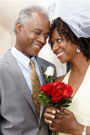 emotional canada - Portrait of Bride and Groom, Niagara Falls, Ontario, Canada Stock Photo - Premium Royalty-Free, Code: 600-02429047