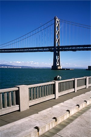 embarcadero - Oakland Bay Bridge from Embarcadero, San Francisco, California, USA Foto de stock - Sin royalties Premium, Código: 600-02429110