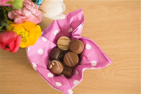 simsearch:700-02071338,k - Still Life of Chocolates at Easter Stock Photo - Premium Royalty-Free, Code: 600-02461288
