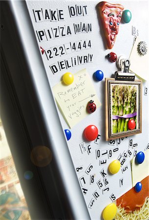 fridge magnet - Close-Up of Fridge Door Stock Photo - Premium Royalty-Free, Code: 600-02586226