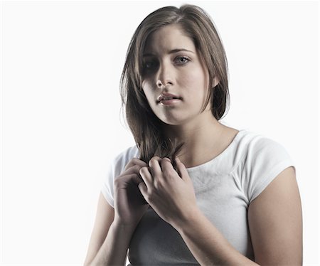 dramatic hands - Portrait de femme en Studio Photographie de stock - Premium Libres de Droits, Code: 600-02594208