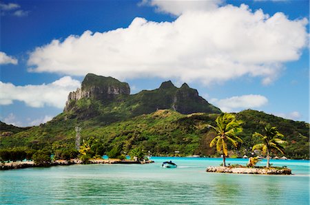 Vue d'ensemble de Bora Bora, Polynésie française, la lagune Photographie de stock - Premium Libres de Droits, Code: 600-02590584