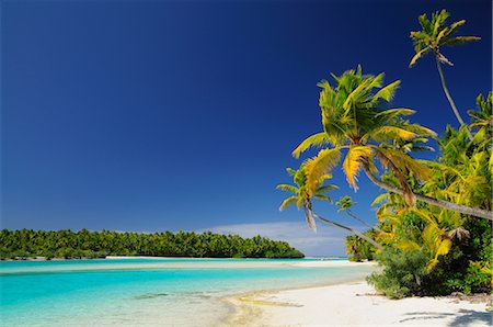 seascape - Beach, One Foot Island, Aitutaki Lagoon, Aitutaki, Cook Islands Stock Photo - Premium Royalty-Free, Code: 600-02590638
