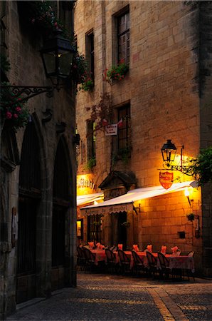 french cafes in france - Old Town of Sarlat-la-Caneda, Dordogne, Aquitaine, France Stock Photo - Premium Royalty-Free, Code: 600-02590859