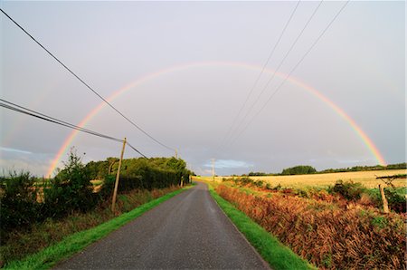 Rainbow Near Concoret, Paimpont Forest, Paimpont, Ille-et-Vilaine, Brittany, France Fotografie stock - Premium Royalty-Free, Codice: 600-02590866