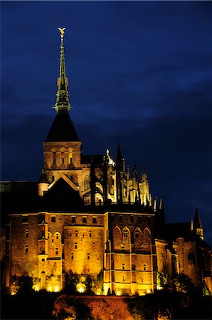 Mont Saint-Michel, Normandy, France Stock Photo - Premium Royalty-Free, Code: 600-02590897