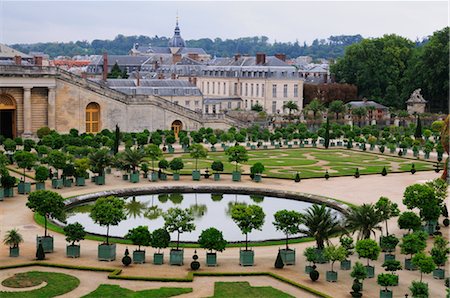 famous french structures - Orangery, Versailles Gardens, Versailles, Ile-de-France, France Stock Photo - Premium Royalty-Free, Code: 600-02590924