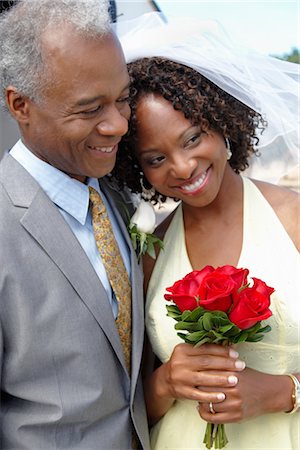 Portrait of Newlywed Couple, Niagara Falls, Ontario, Canada Stock Photo - Premium Royalty-Free, Code: 600-02593851