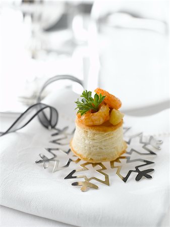 prawn finger food - Shrimp Puff Pasty Hors d'Oeuvre Stock Photo - Premium Royalty-Free, Code: 600-02637877