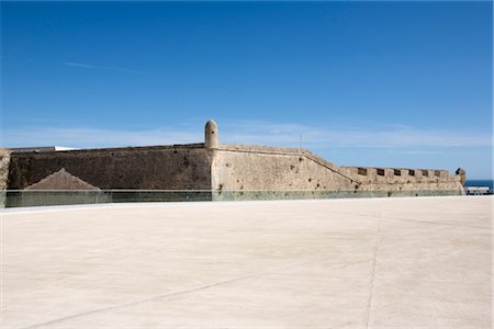 Mur de la cité médiévale, Cascais, Portugal Photographie de stock - Premium Libres de Droits, Code: 600-02638102
