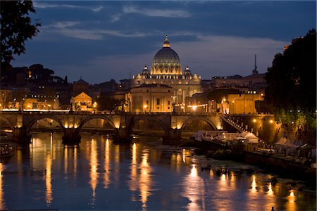 St Peters Basilica and Ponte Sant Angelo, Rome, Lazio, Italy Stock Photo - Premium Royalty-Free, Code: 600-02633406