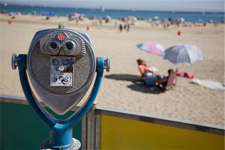 simsearch:600-02633745,k - Trouveur de vue surplombant la Santa Cruz Beach Boardwalk, Santa Cruz, Californie, USA Photographie de stock - Premium Libres de Droits, Code: 600-02633749