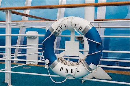 simsearch:700-02756781,k - Life Preserver, Cruise Ship Stock Photo - Premium Royalty-Free, Code: 600-02633826