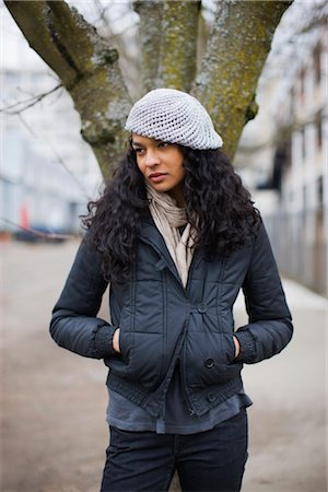 simsearch:600-02700680,k - Portrait of Woman Standing by Tree, Portland, Oregon, USA Stock Photo - Premium Royalty-Free, Code: 600-02659817