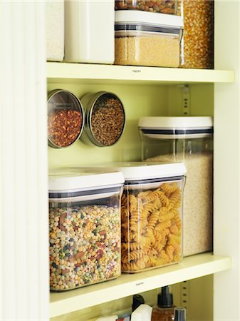 Dry Foods in Pantry Foto de stock - Sin royalties Premium, Código: 600-02669236