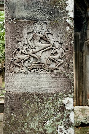 Sculptural Relief, Bayon Temple, Angkor Thom, Angkor, Cambodia Foto de stock - Sin royalties Premium, Código: 600-02669474