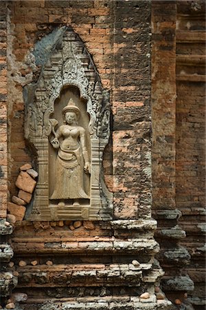 simsearch:600-02738396,k - Lolei Temple, Roluos Group, Angkor, Cambodia Foto de stock - Sin royalties Premium, Código: 600-02669515