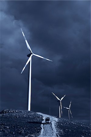 simsearch:600-02669979,k - Wind Turbines Foto de stock - Royalty Free Premium, Número: 600-02669980