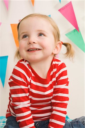 people party home not business - Portrait of Little Girl at a Birthday Party Stock Photo - Premium Royalty-Free, Code: 600-02660152