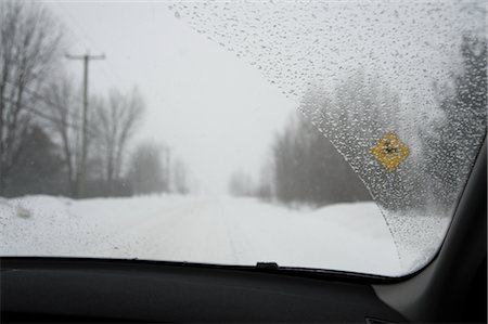 slippery outdoor - Highway in Winter, Ontario, Canada Stock Photo - Premium Royalty-Free, Code: 600-02670638