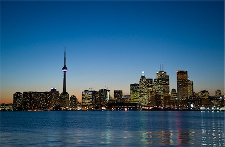 famous canadian places - Skyline, Toronto, Ontario, Canada Stock Photo - Premium Royalty-Free, Code: 600-02671577