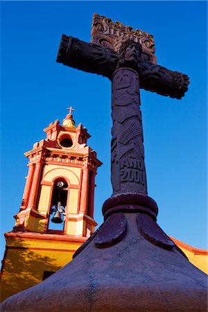 saint sebastian - Église de San Sebastian, Bernal, Queretaro, Mexique Photographie de stock - Premium Libres de Droits, Code: 600-02694287
