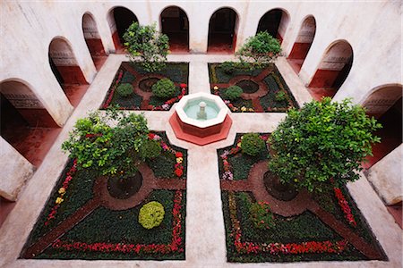 enclosed walkway - Courtyard in Ex-Convento de la Natividad en Tepoztlan, Tepotzlan, Morelos, Mexico Stock Photo - Premium Royalty-Free, Code: 600-02694359