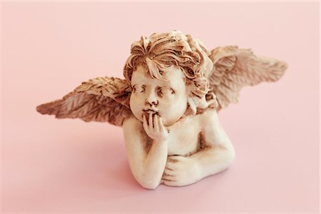 símbolo religioso - Angel Figurine Foto de stock - Sin royalties Premium, Código: 600-02700959