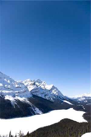 Peyto Lake, Parc National Banff, Alberta, Canada Photographie de stock - Premium Libres de Droits, Code: 600-02723147
