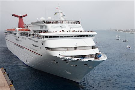 Cruise Ship, Cozumel, Mexico Stock Photo - Premium Royalty-Free, Code: 600-02738684