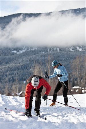 Couple Cross Country Skiing, Whistler, British Columbia, Canada Stock Photo - Premium Royalty-Free, Code: 600-02757289