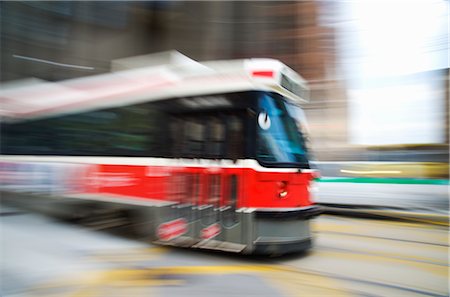 street car toronto - Streetcar, Toronto, Ontario, Canada Stock Photo - Premium Royalty-Free, Code: 600-02751545