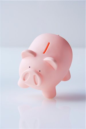 pig bank - Piggy Bank Foto de stock - Sin royalties Premium, Código: 600-02797960