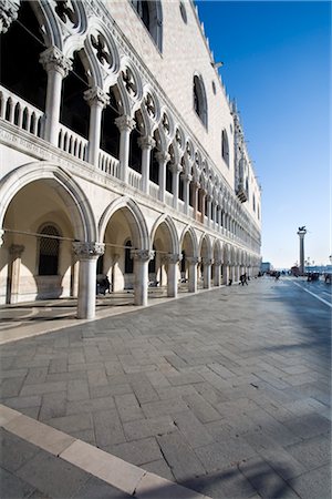 exterior (outer side or surface of something) - Palais des Doges et la place Saint-Marc, Venise, Italie Photographie de stock - Premium Libres de Droits, Code: 600-02798190