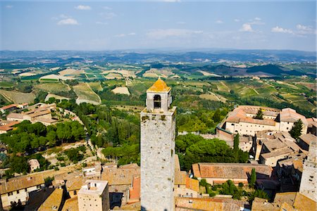 san gimignano in tuscany - San Gimignano, Siena Province, Tuscany, Italy Stock Photo - Premium Royalty-Free, Code: 600-02828585