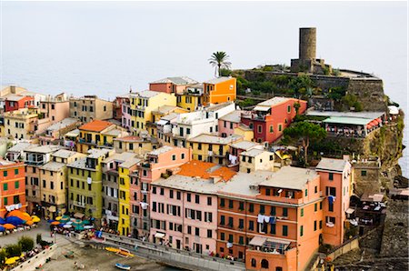 simsearch:600-05756262,k - Vernazza, Province of La Spezia, Cinque Terre, Liguria, Italy Foto de stock - Sin royalties Premium, Código: 600-02828615