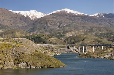 simsearch:600-08102888,k - Presa de Rules Viaduct and Sierra Nevada, Andalucia, Spain Foto de stock - Royalty Free Premium, Número: 600-02833524