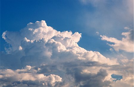 White Clouds in Blue Sky Stock Photo - Premium Royalty-Free, Code: 600-02886399