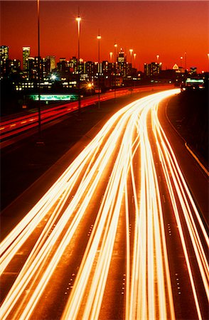 Circulation dense sur l'autoroute au coucher du soleil, Eastern Freeway, Melbourne, Australie Photographie de stock - Premium Libres de Droits, Code: 600-02886400