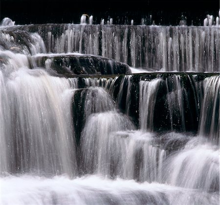 Waterfall, Pencil Pine Falls, Australia Foto de stock - Sin royalties Premium, Código: 600-02886483