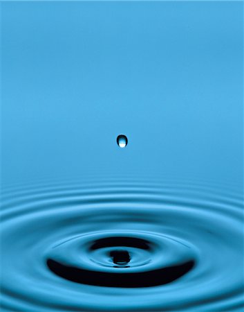 extreme close up - Waterdrop Stock Photo - Premium Royalty-Free, Code: 600-02886501