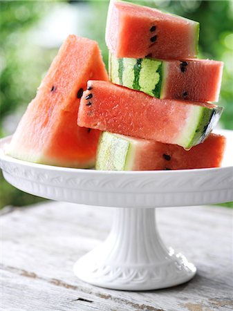 simsearch:700-01236730,k - Watermelon Slices on Tray Stock Photo - Premium Royalty-Free, Code: 600-02883288